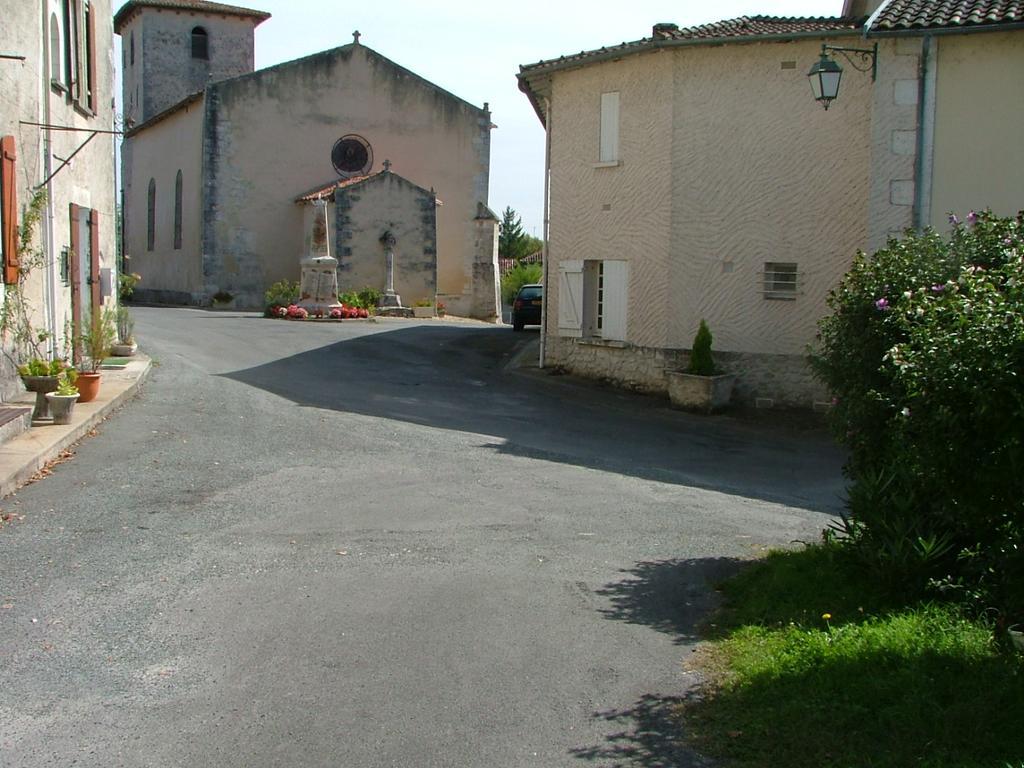 Le Petit Lavoir Saint-Paul-Lizonne Kültér fotó
