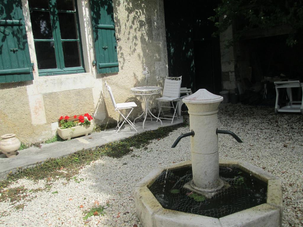 Le Petit Lavoir Saint-Paul-Lizonne Kültér fotó