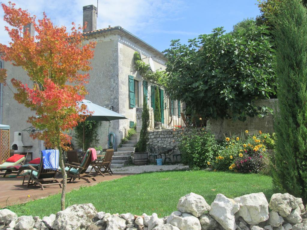 Le Petit Lavoir Saint-Paul-Lizonne Kültér fotó